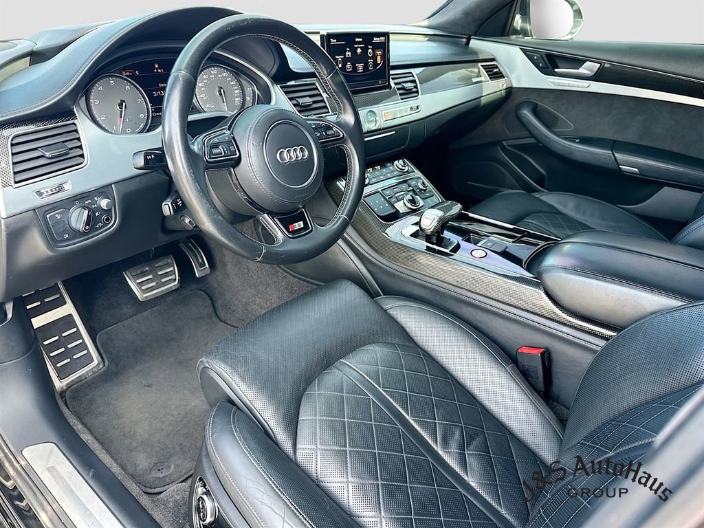 Used 2016 Audi S8 Plus image 9