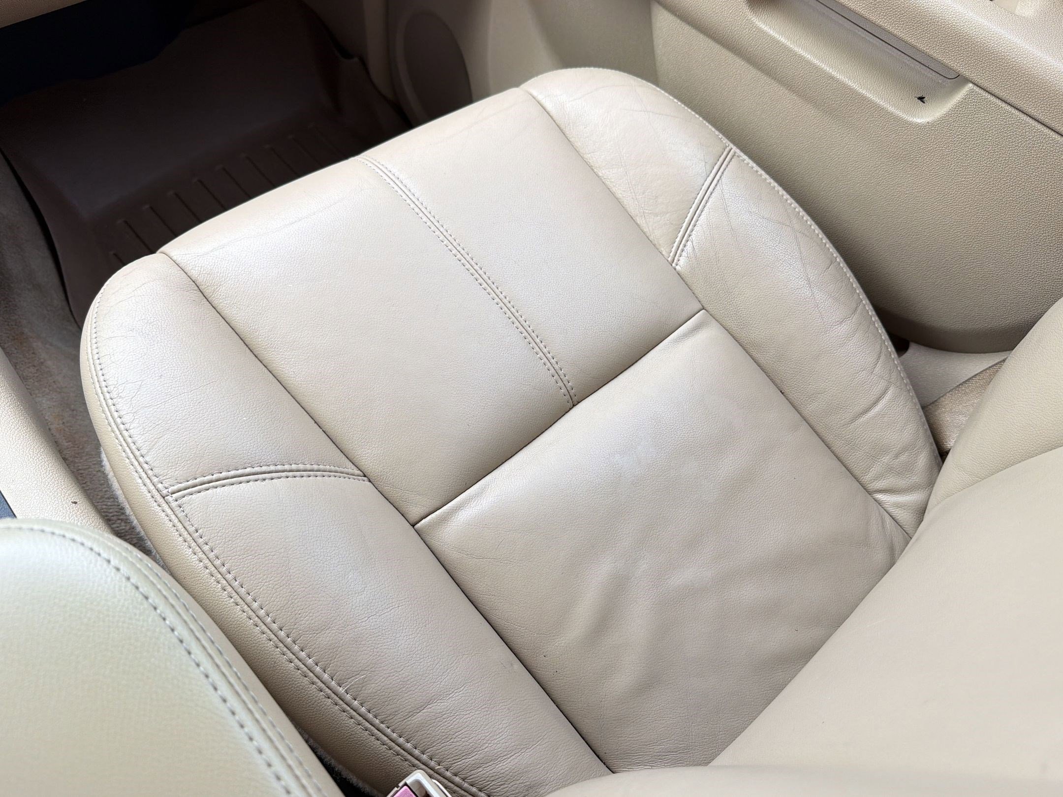 Used 2012 Chevrolet Tahoe LT RWD image 29