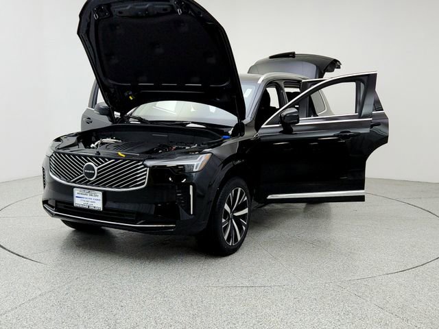 New 2026 Volvo XC90 B5 Core image 9