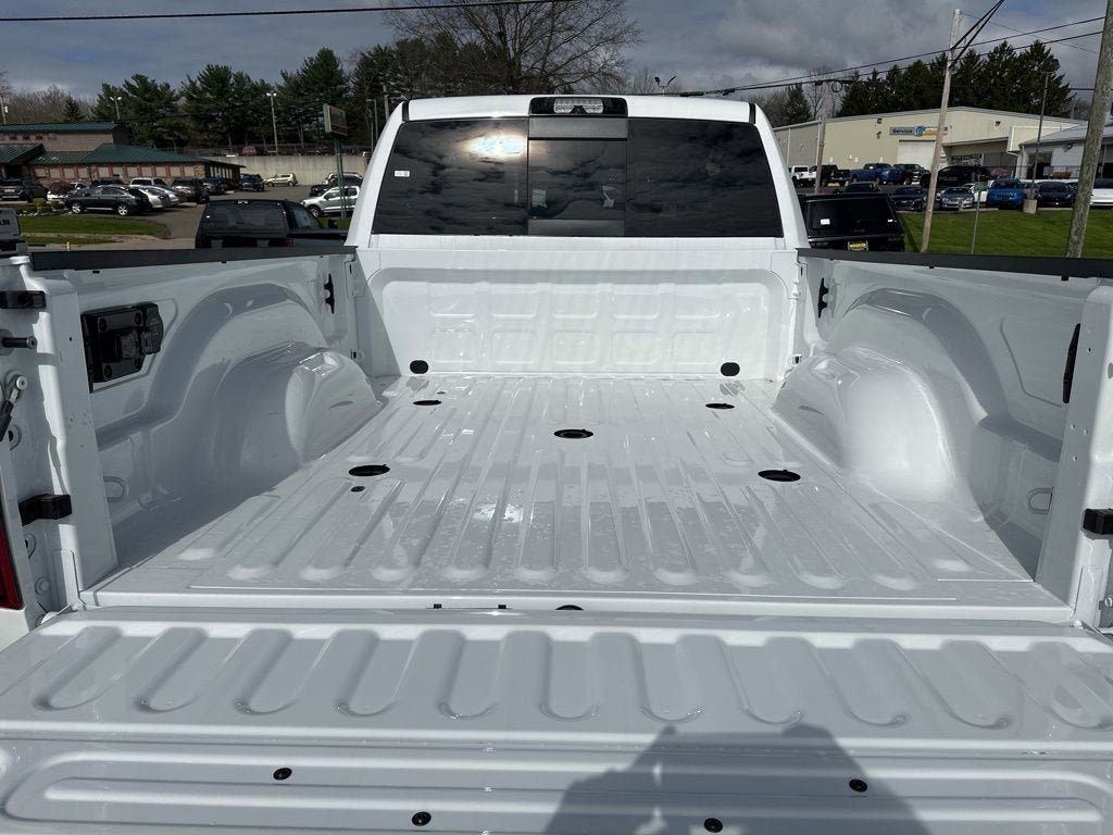 New 2026 RAM 3500 Limited AWD/4WD image 12