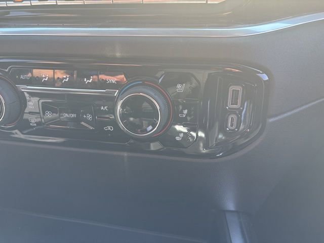 New 2026 Chevrolet Silverado 1500 LTZ w/ LTZ Premium Package image 34