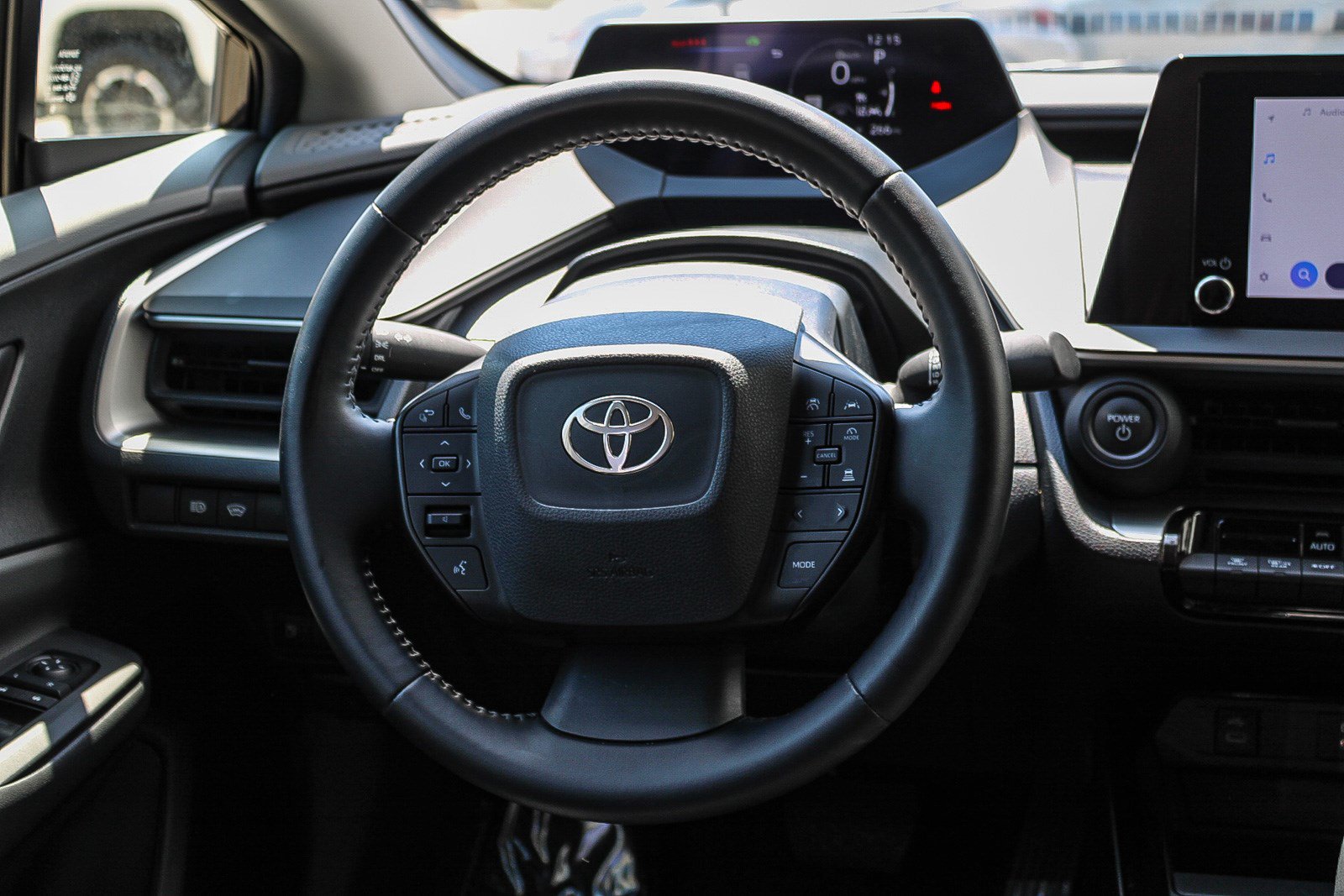 Certified 2025 Toyota Prius LE AWD/4WD image 17