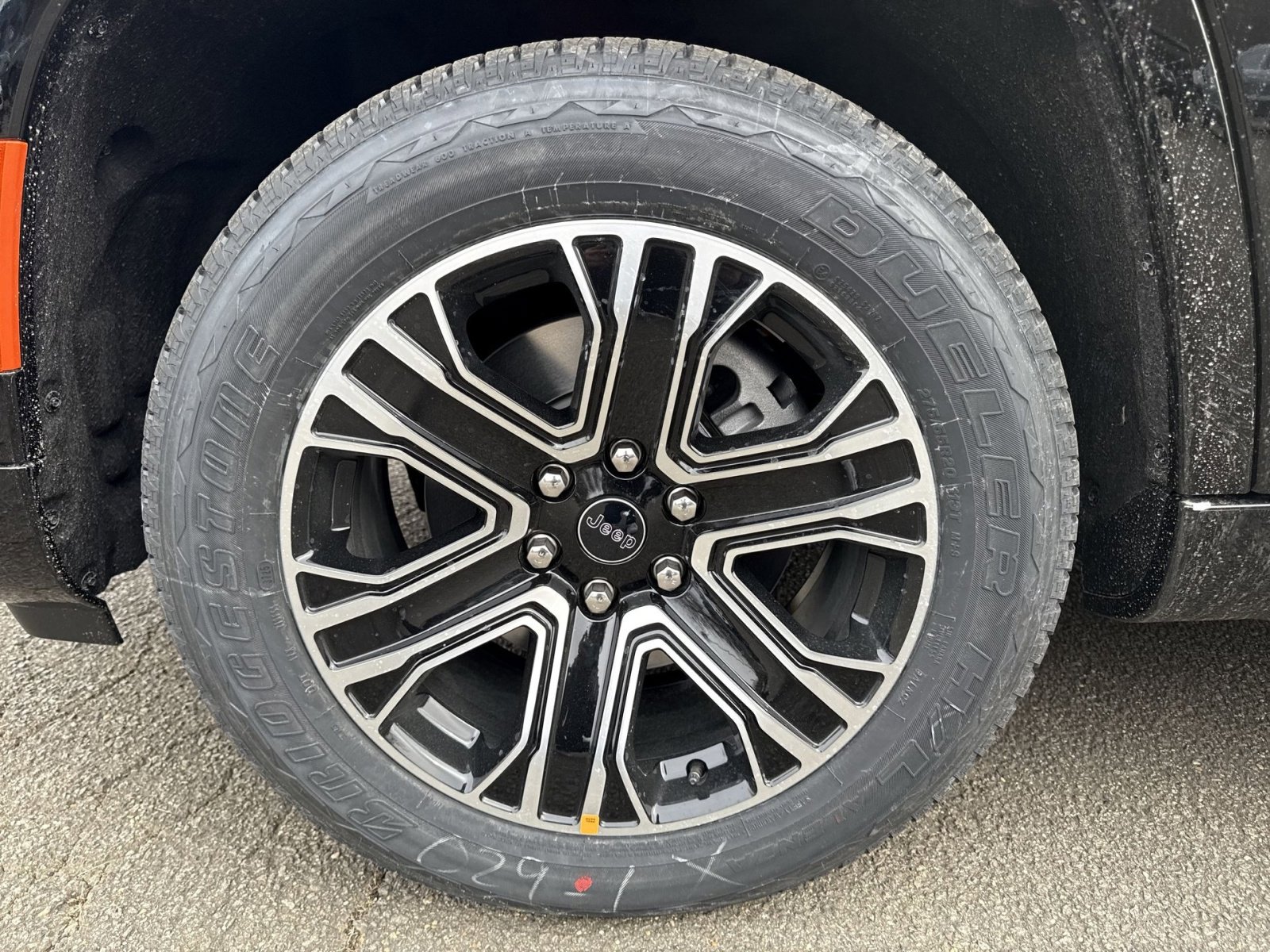 New 2026 Jeep Grand Wagoneer L 4WD w/ Premium Group I image 12