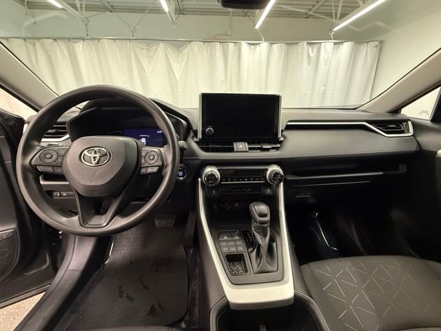 Certified 2023 Toyota RAV4 XLE AWD/4WD image 18