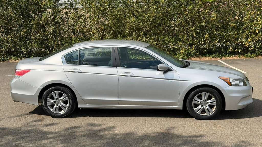 Used 2012 Honda Accord SE image 8
