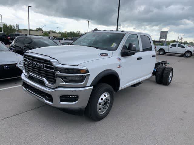 New 2025 RAM 3500 Tradesman AWD/4WD image 2