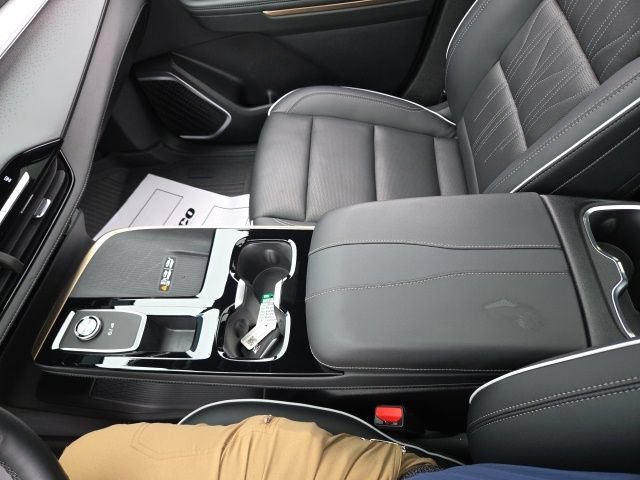 Used 2025 Buick Enclave Avenir w/ Super Cruise Package AWD/4WD image 66
