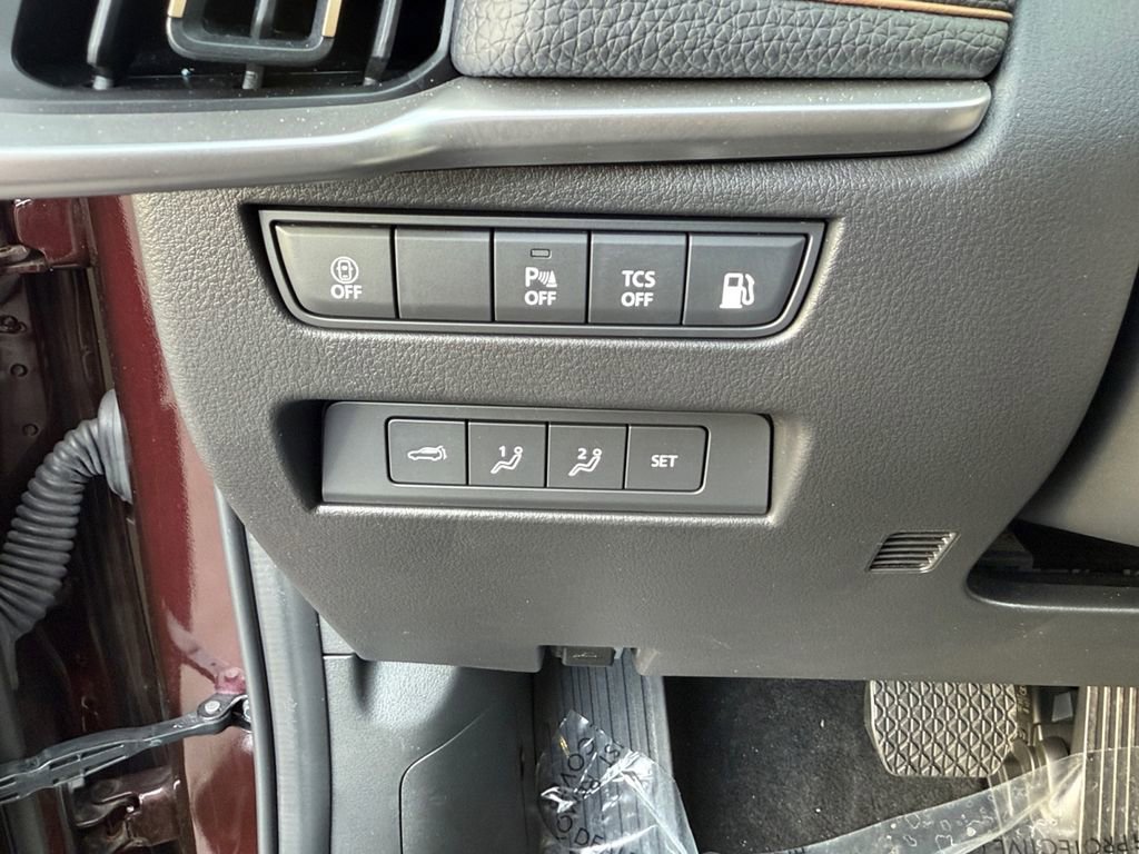 Used 2024 MAZDA CX-90 Plug-In Hybrid w/ Premium Pkg image 20