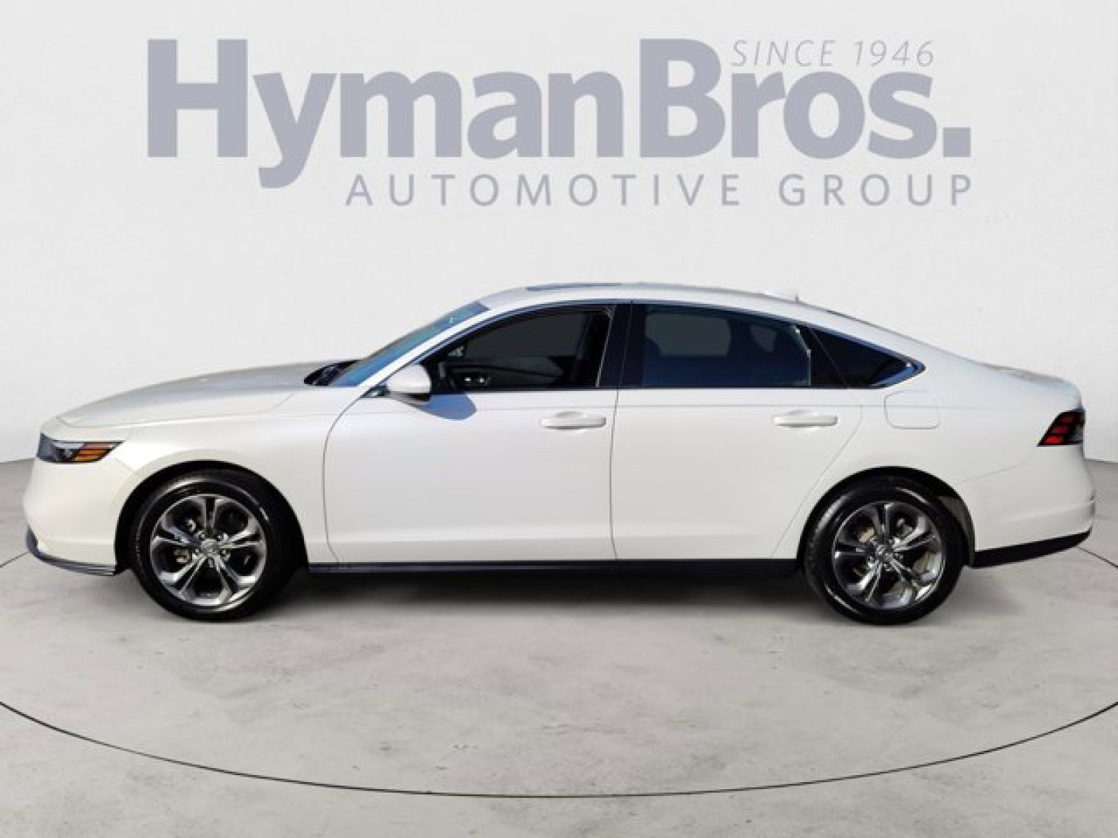 Used 2023 Honda Accord EX image 6
