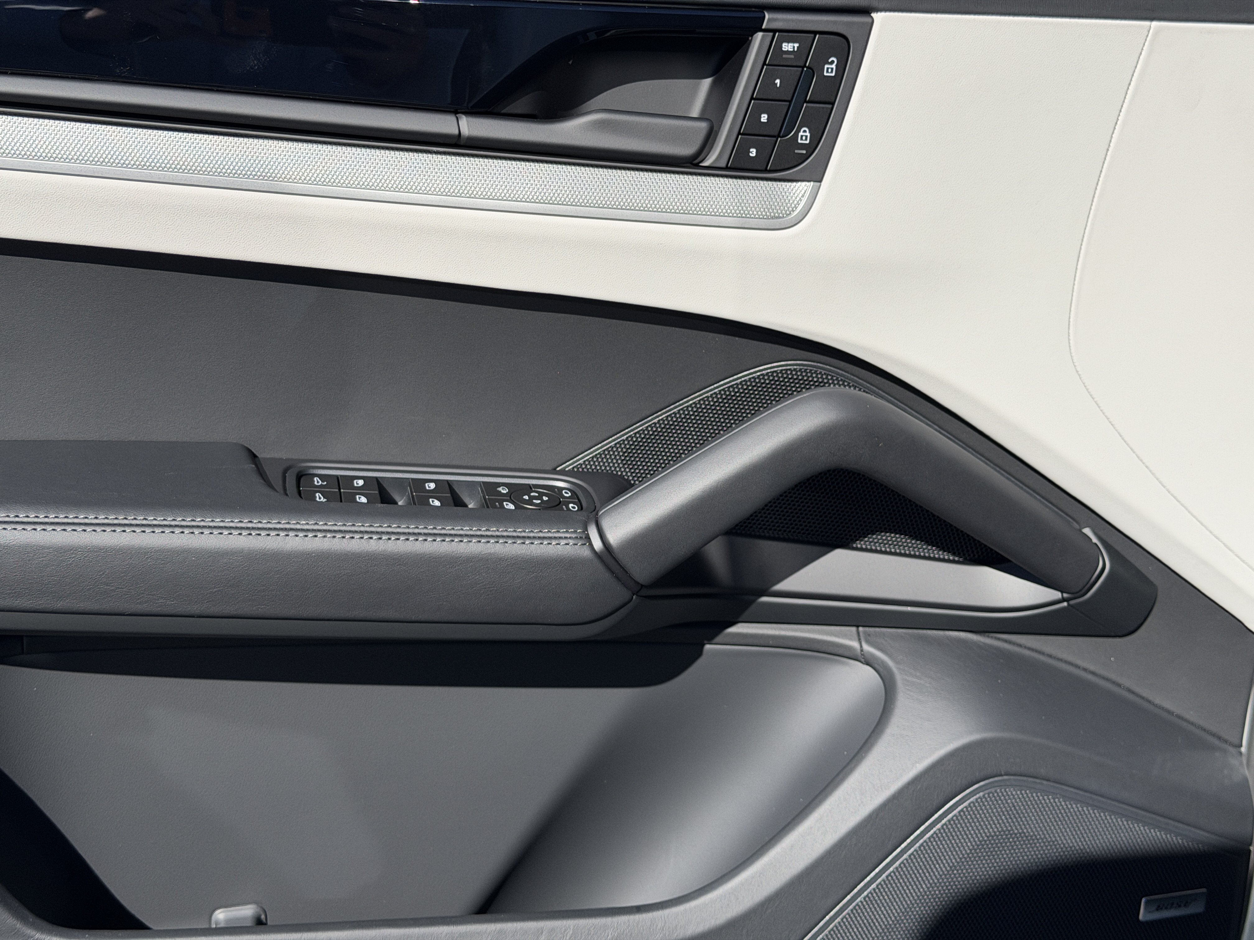 New 2026 Porsche Cayenne AWD/4WD image 20