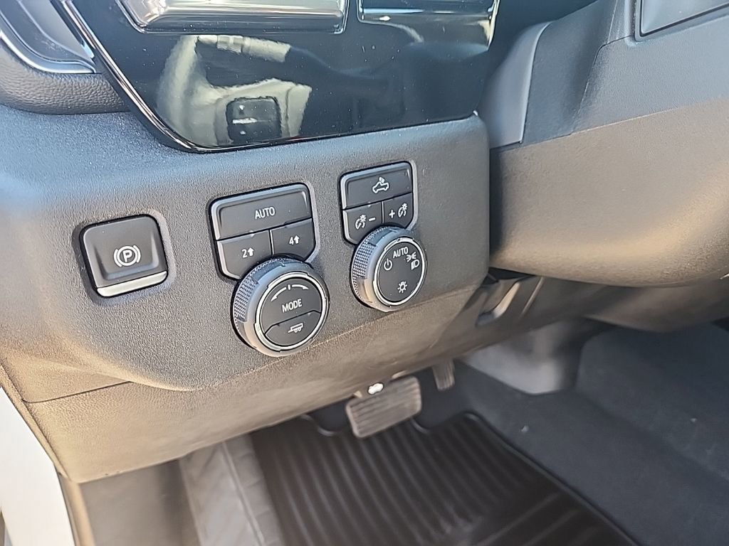 Certified 2025 Chevrolet Silverado 1500 LT image 22