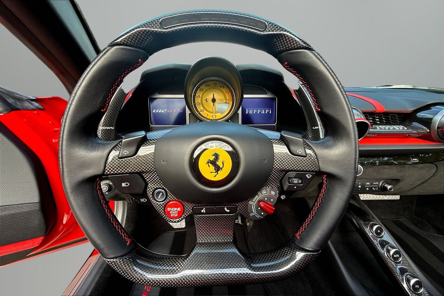 Used 2022 Ferrari 812 GTS RWD image 9