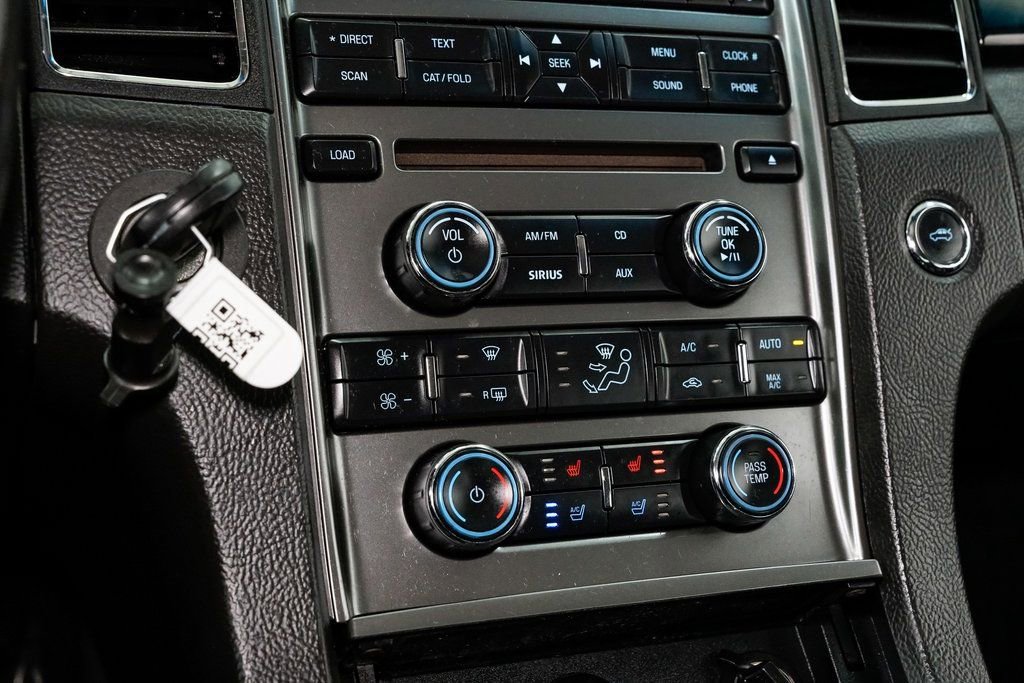 Used 2010 Ford Taurus Limited image 14