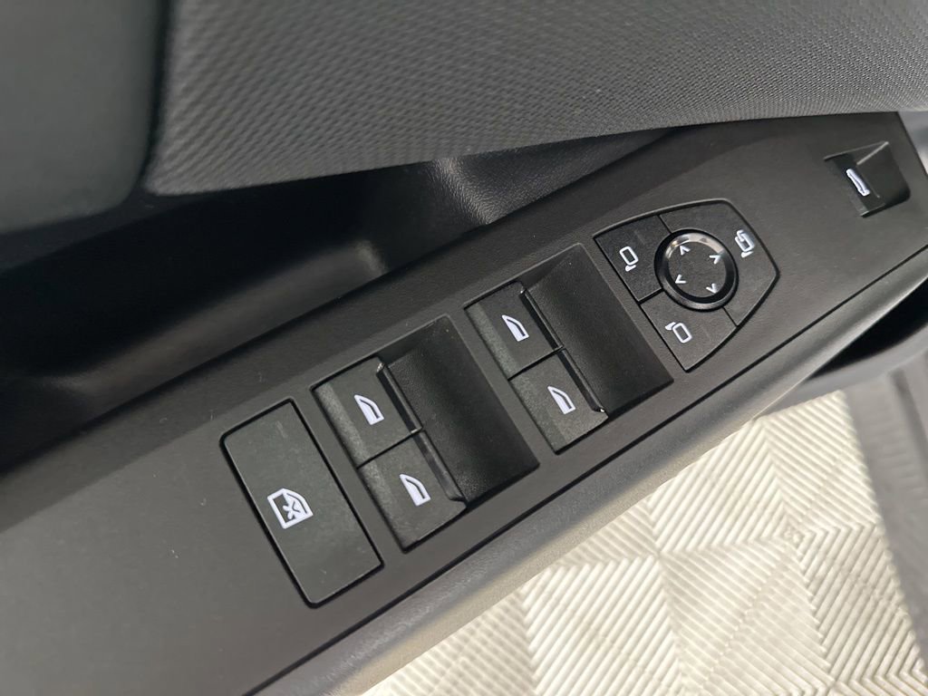 Used 2025 BMW X3 xDrive30i w/ Convenience Package image 8