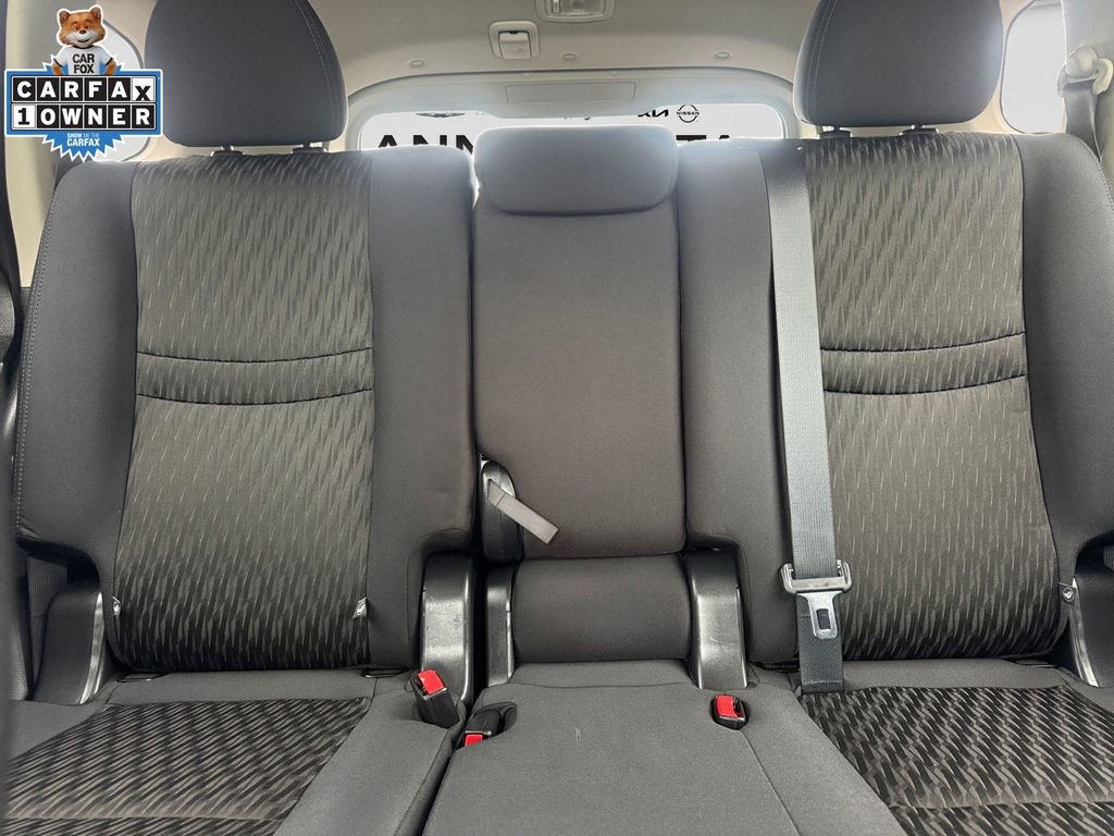 Used 2019 Nissan Rogue S AWD/4WD image 16
