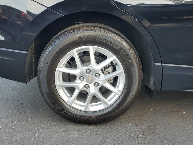 Certified 2024 Chevrolet Equinox LS w/ Driver Confidence II Package FWD image 8