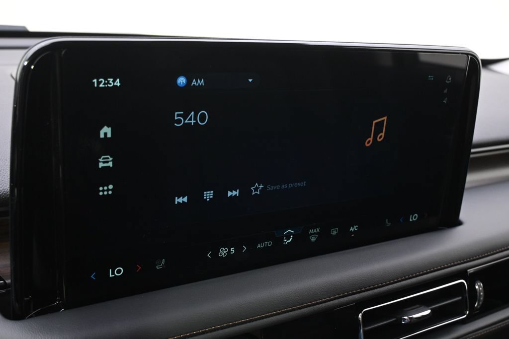 New 2026 Lincoln Aviator Reserve w/ Jet Appearance Package AWD/4WD image 28