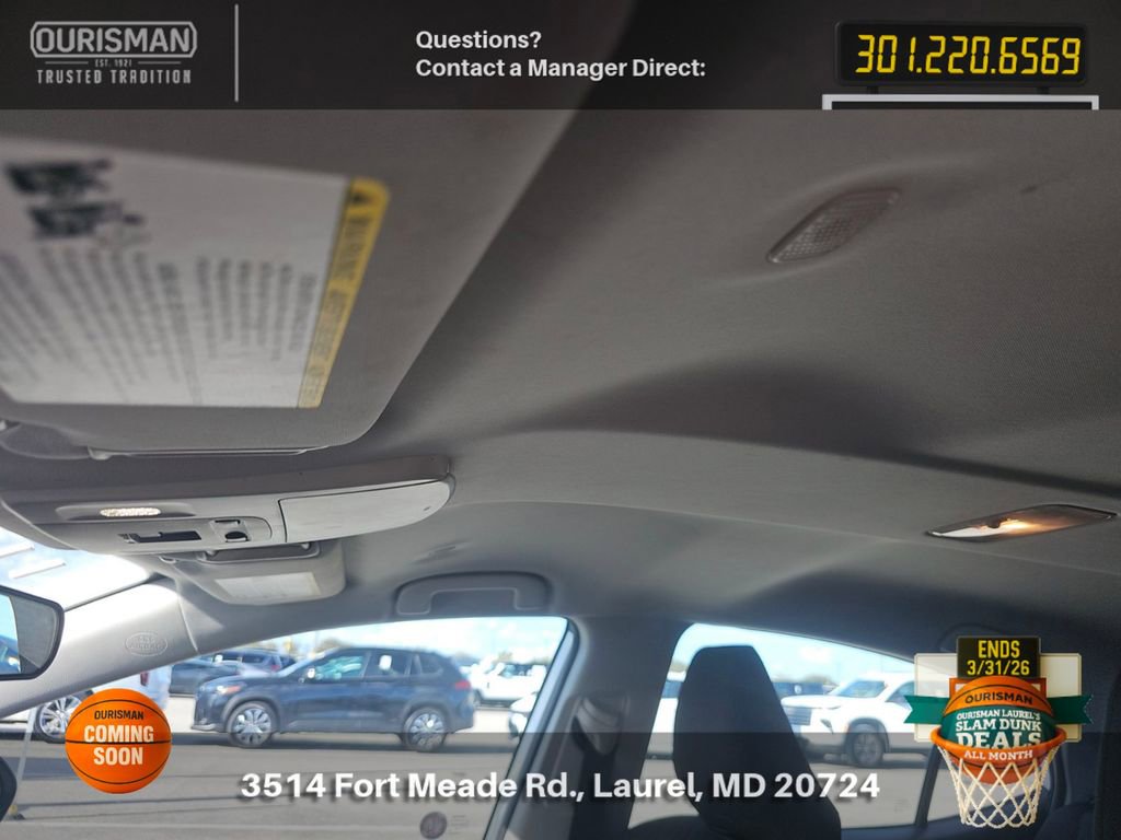 Used 2025 Toyota Camry LE image 10