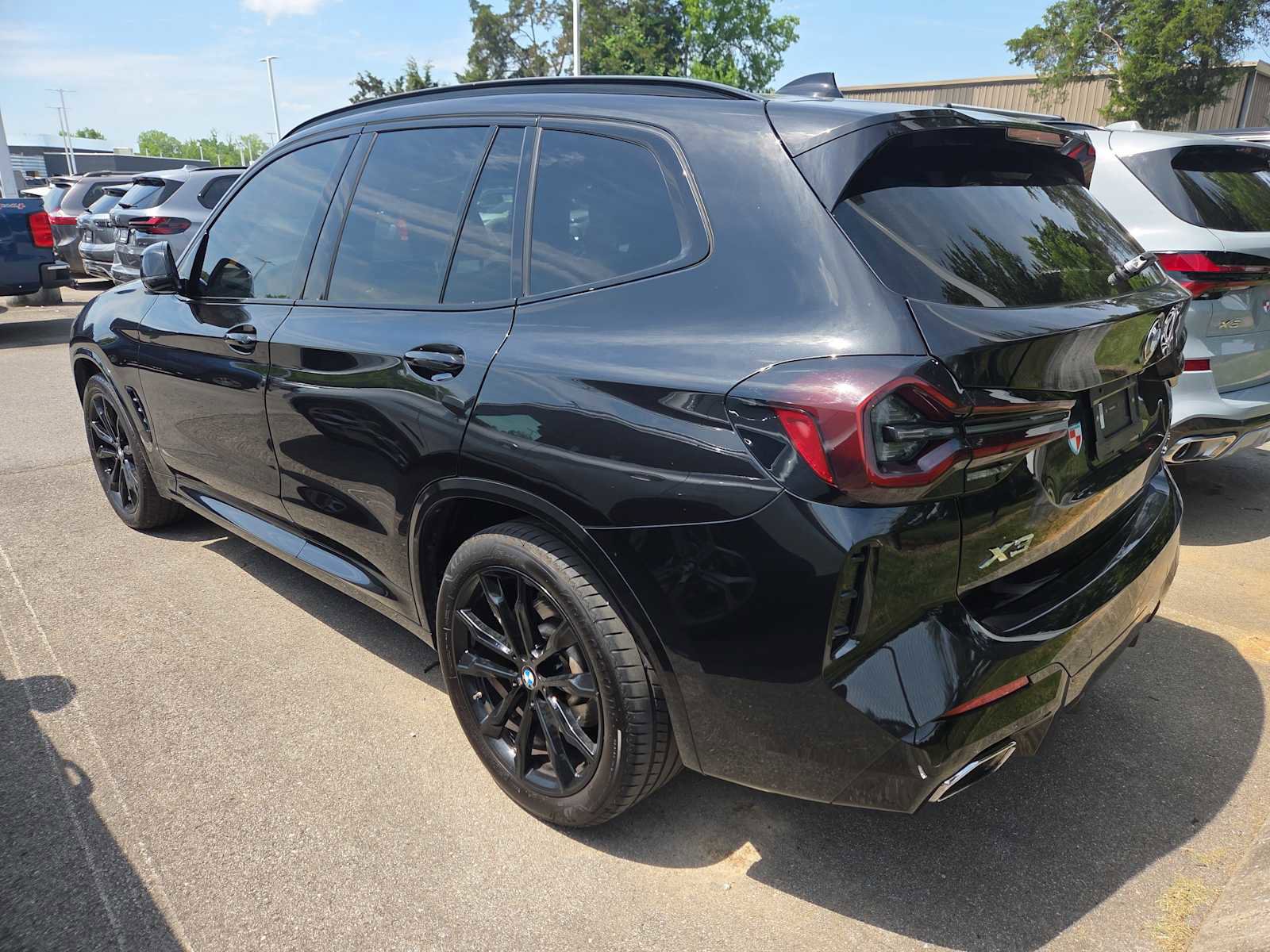 Used 2024 BMW X3 sDrive30i w/ M Sport Package RWD image 7
