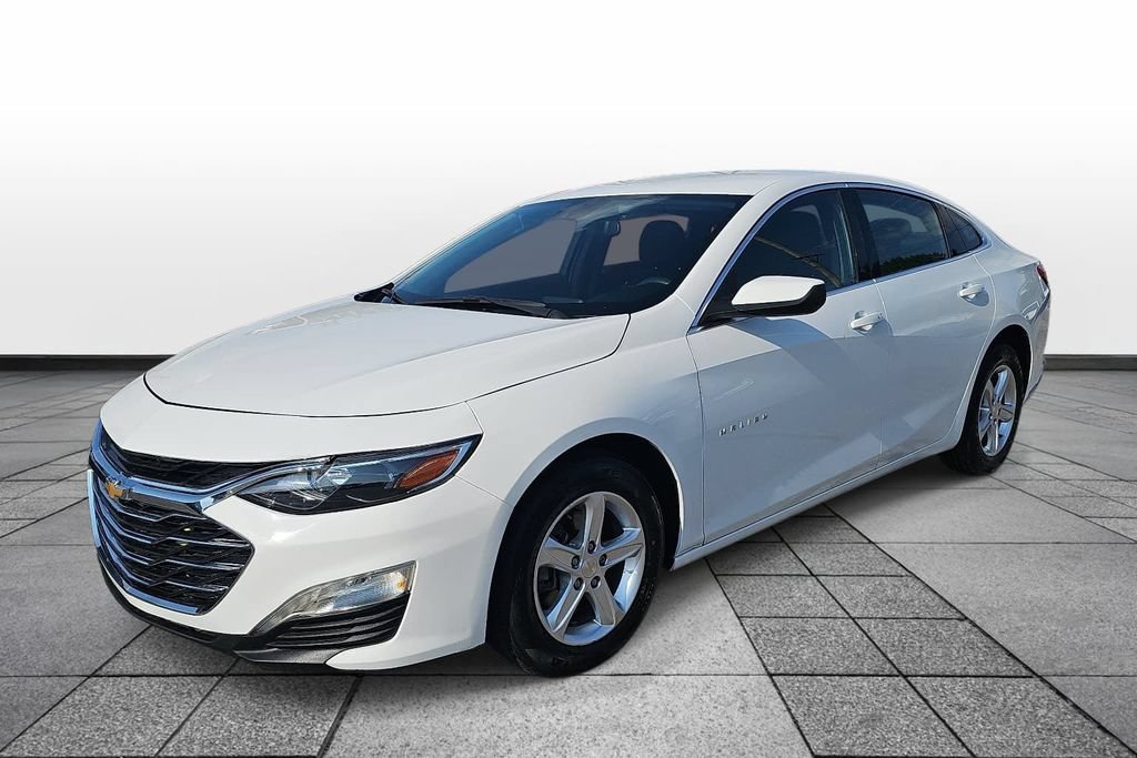 Used 2024 Chevrolet Malibu LT FWD image 1