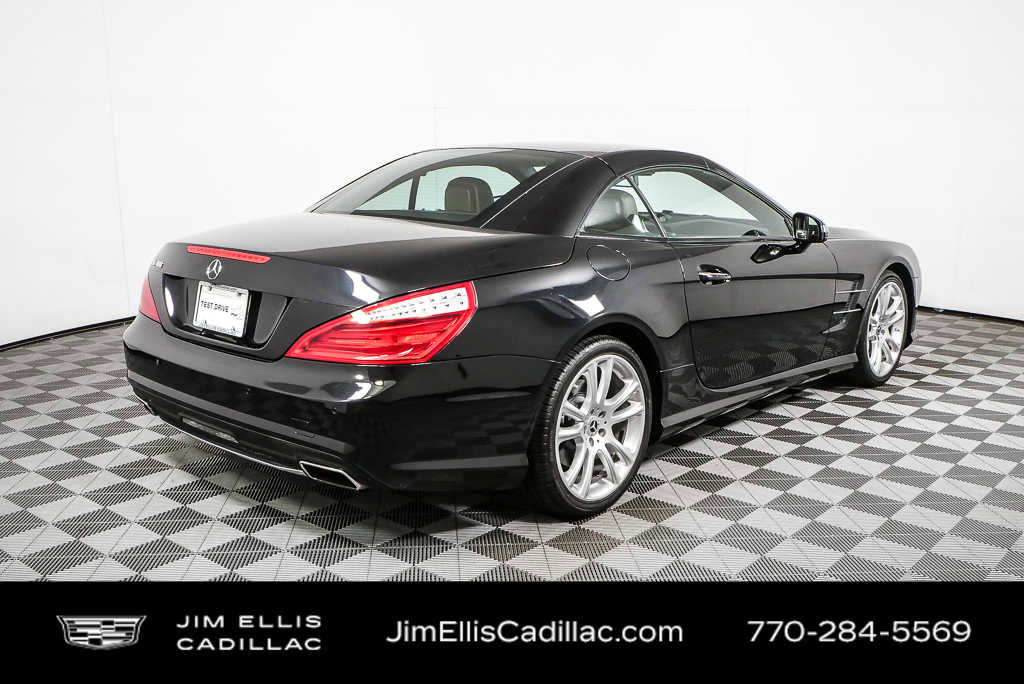 Used 2015 Mercedes-Benz SL 400 image 3