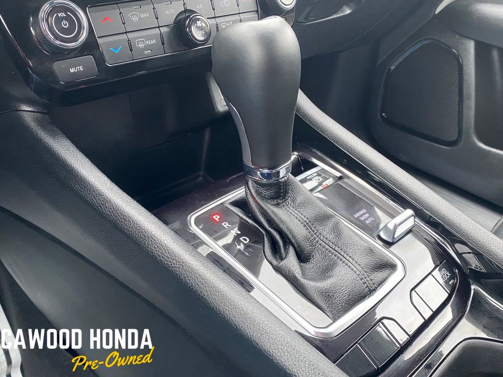 Used 2025 Jeep Compass Limited image 25