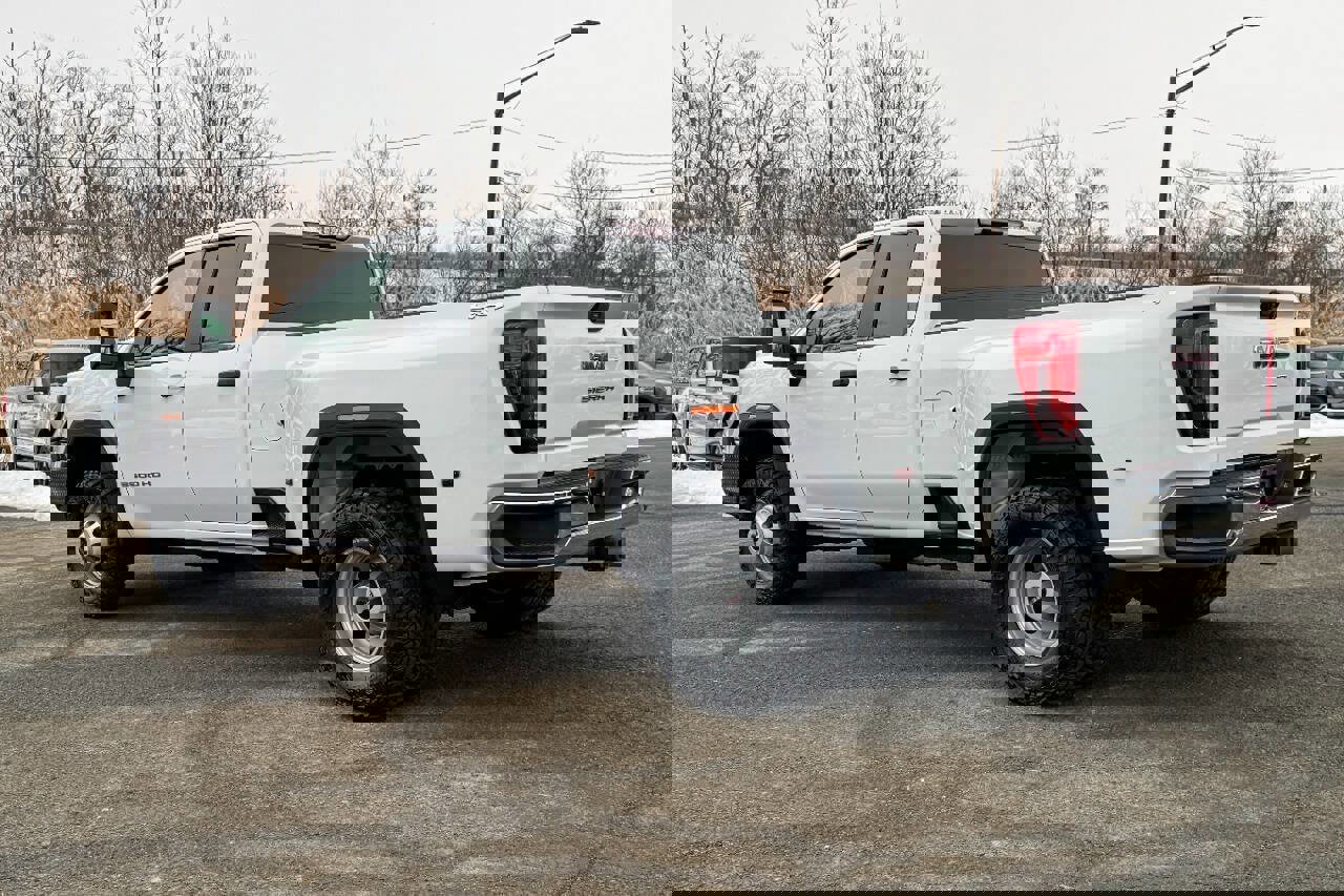 Used 2022 GMC Sierra 3500 Pro w/ Gooseneck/5TH Wheel Package image 5