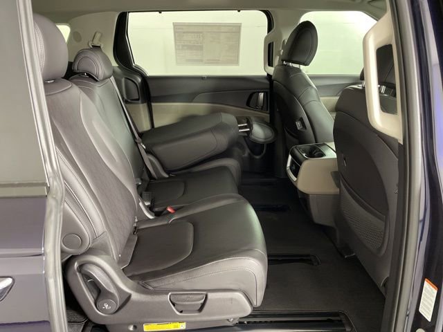 New 2026 Kia Carnival EX image 45