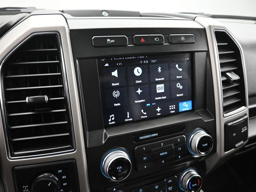 Used 2018 Ford F150 Lariat w/ Equipment Group 502A Luxury AWD/4WD image 14