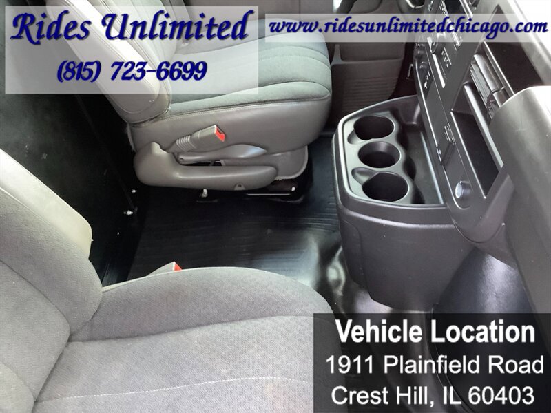 Used 2022 GMC Savana 2500 2500 w/ Driver Convenience Package image 30