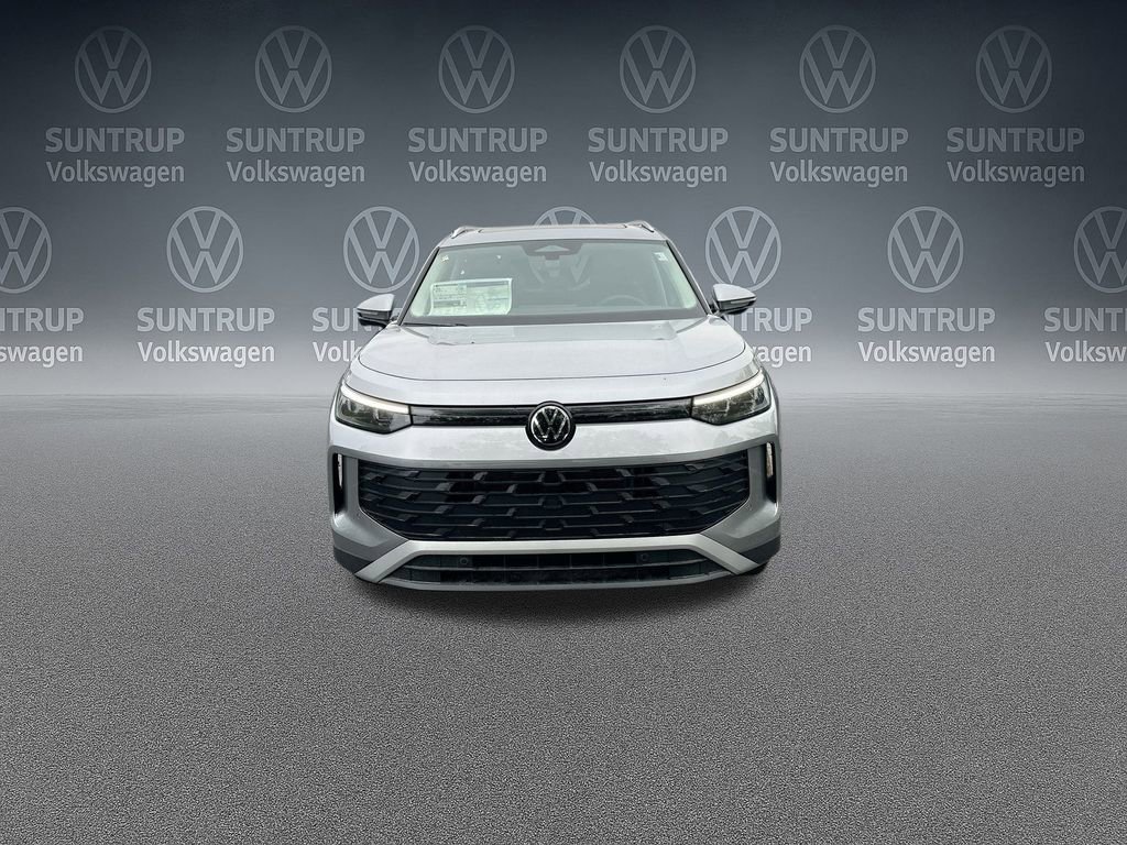 New 2025 Volkswagen Tiguan SE image 34
