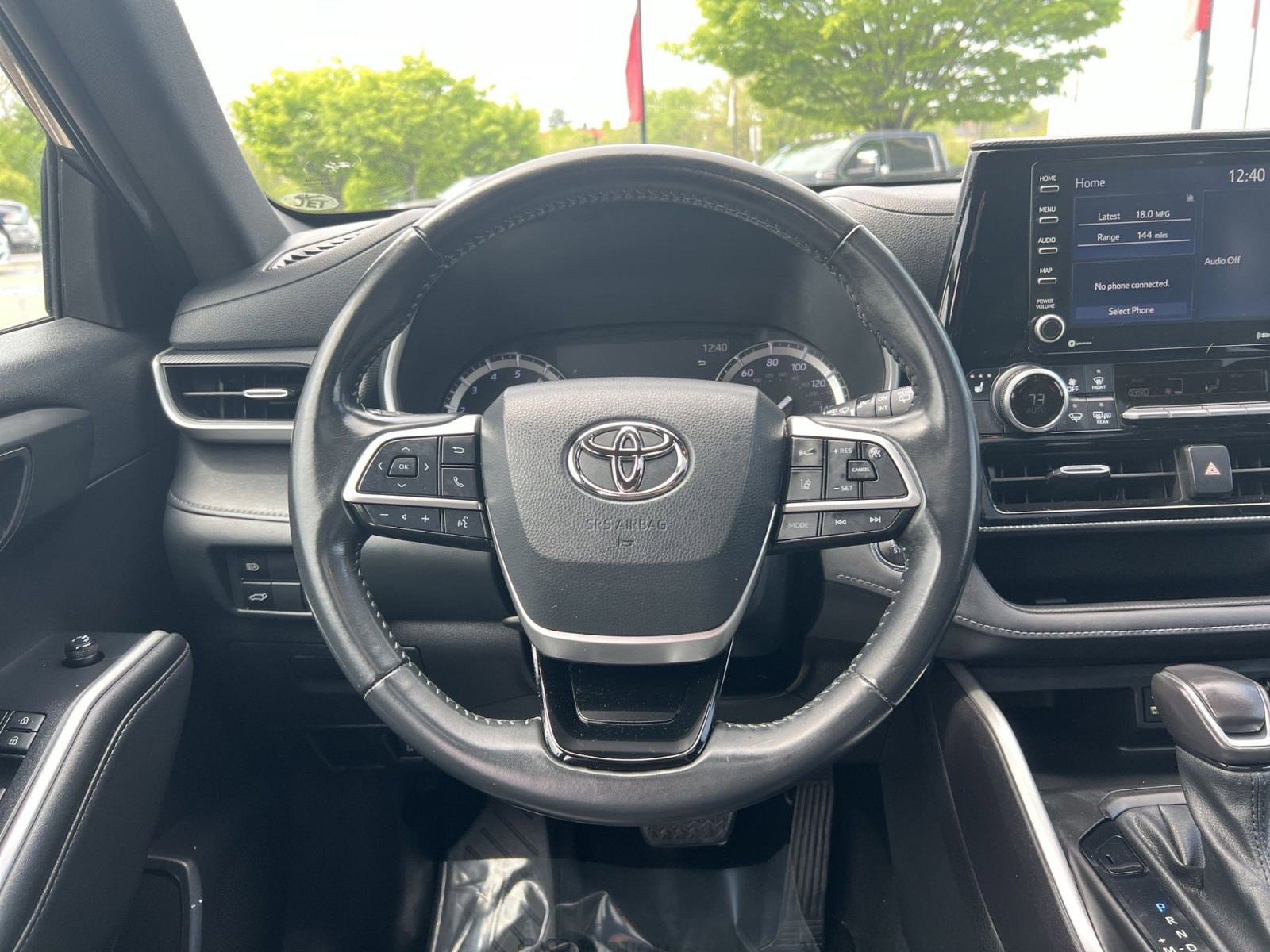 Used 2022 Toyota Highlander XSE AWD/4WD image 24