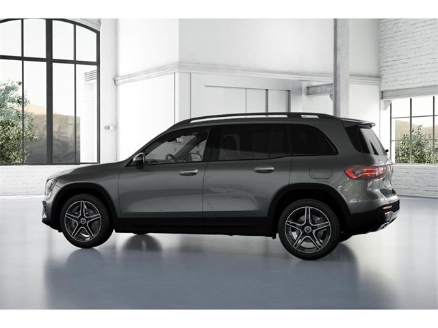 Used 2025 Mercedes-Benz GLB 250 image 32