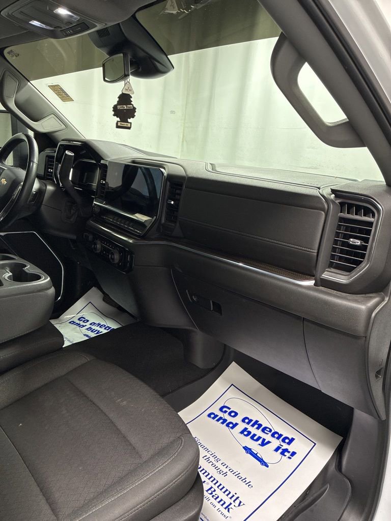 Used 2024 Chevrolet Silverado 2500 LT w/ Convenience Package image 31