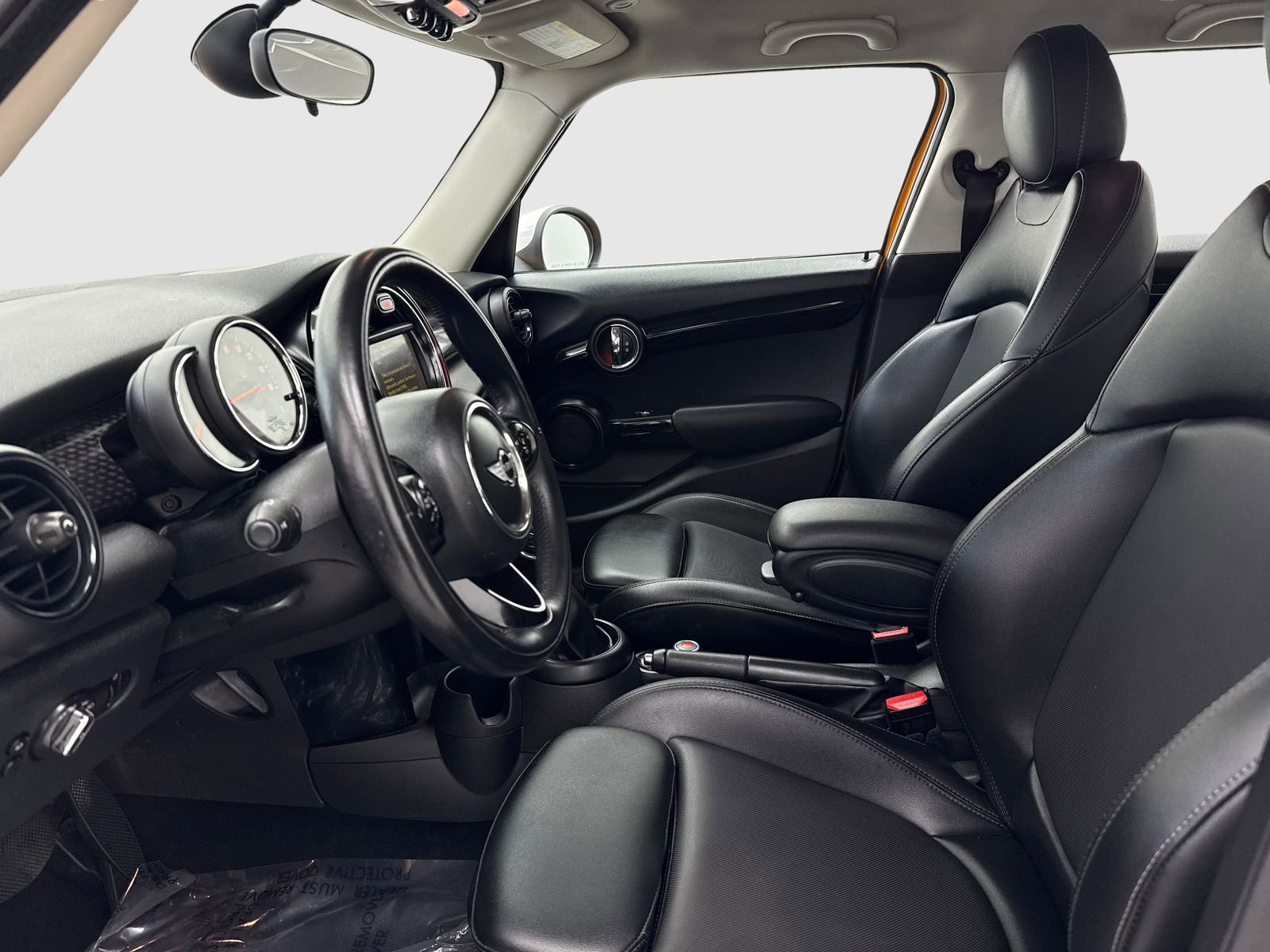 Used 2018 MINI Cooper S image 17
