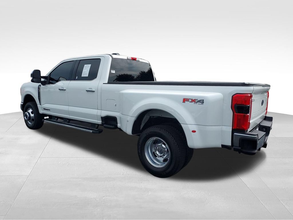 Used 2025 Ford F350 Lariat w/ Chrome Package AWD/4WD image 3
