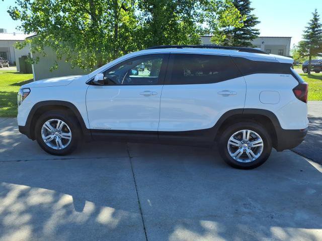 Used 2024 GMC Terrain SLE w/ Driver Convenience Package AWD/4WD image 8