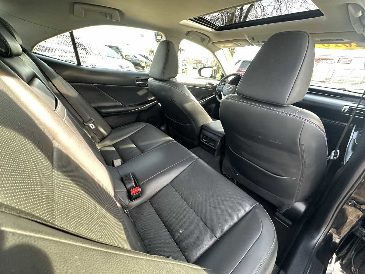 Used 2016 Lexus IS 300 AWD w/ Navigation System Package image 38