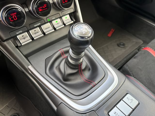 Used 2022 Subaru BRZ Limited RWD image 15