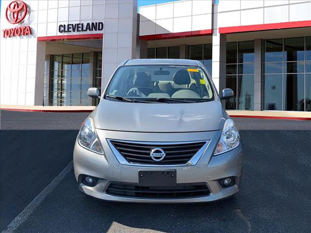 Used 2013 Nissan Versa FWD image 3