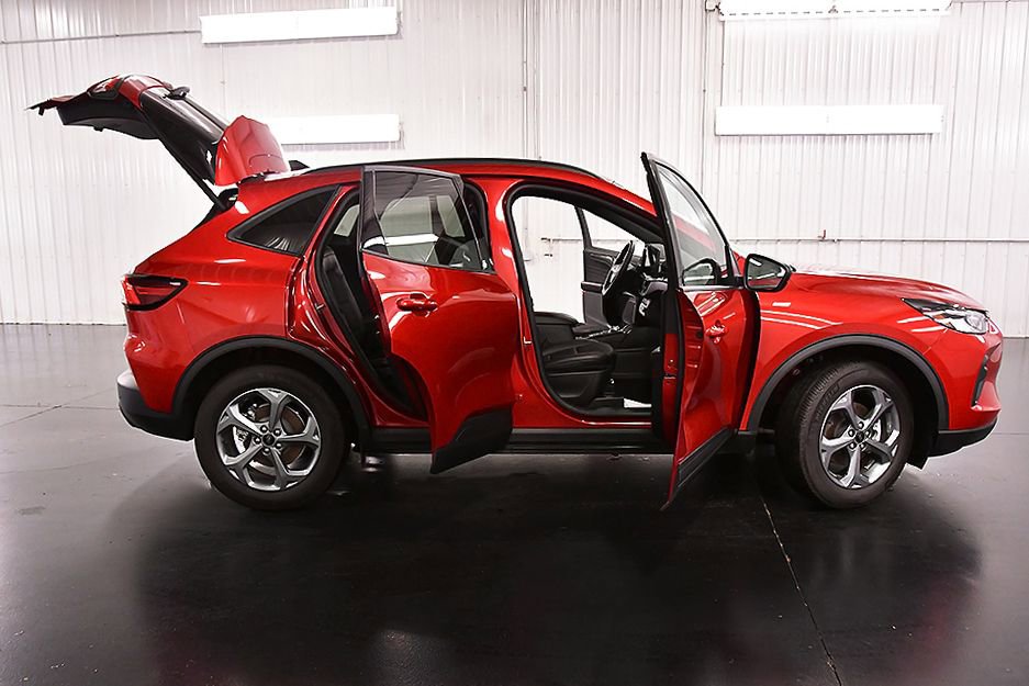 Used 2025 Ford Escape ST-Line w/ Tech Pack #1 image 35