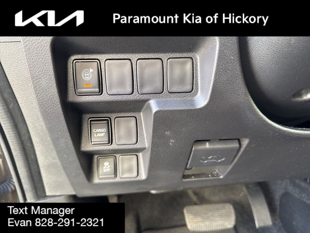 Used 2024 Nissan Frontier Pro-X w/ Technology Package image 19