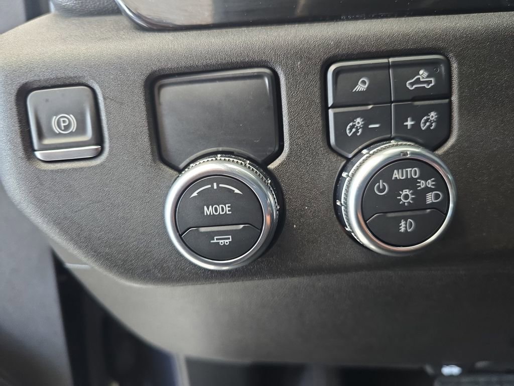 Used 2025 GMC Sierra 1500 SLT RWD image 26