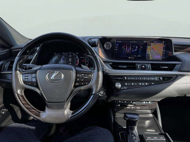 Used 2021 Lexus ES 250 w/ Premium Package image 28