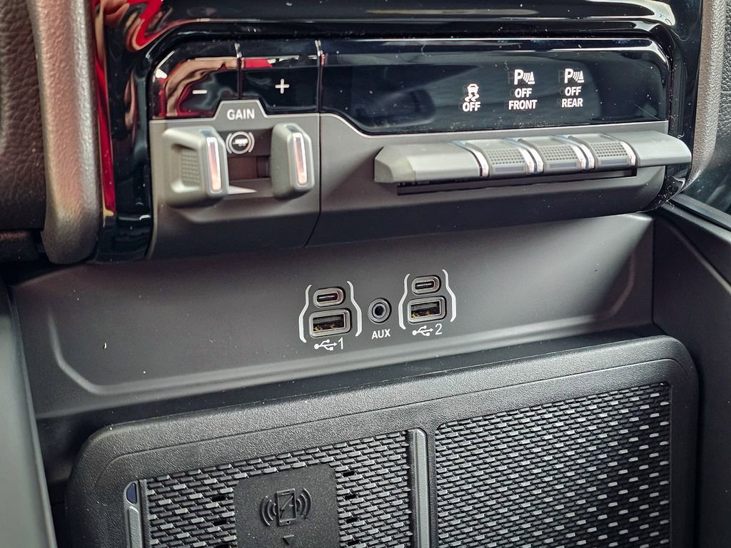 New 2026 RAM 1500 4x4 Crew Cab image 24