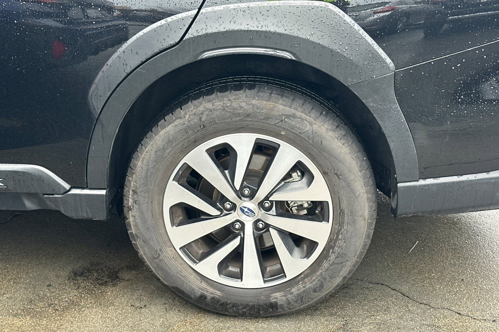 Used 2025 Subaru Outback Premium image 8