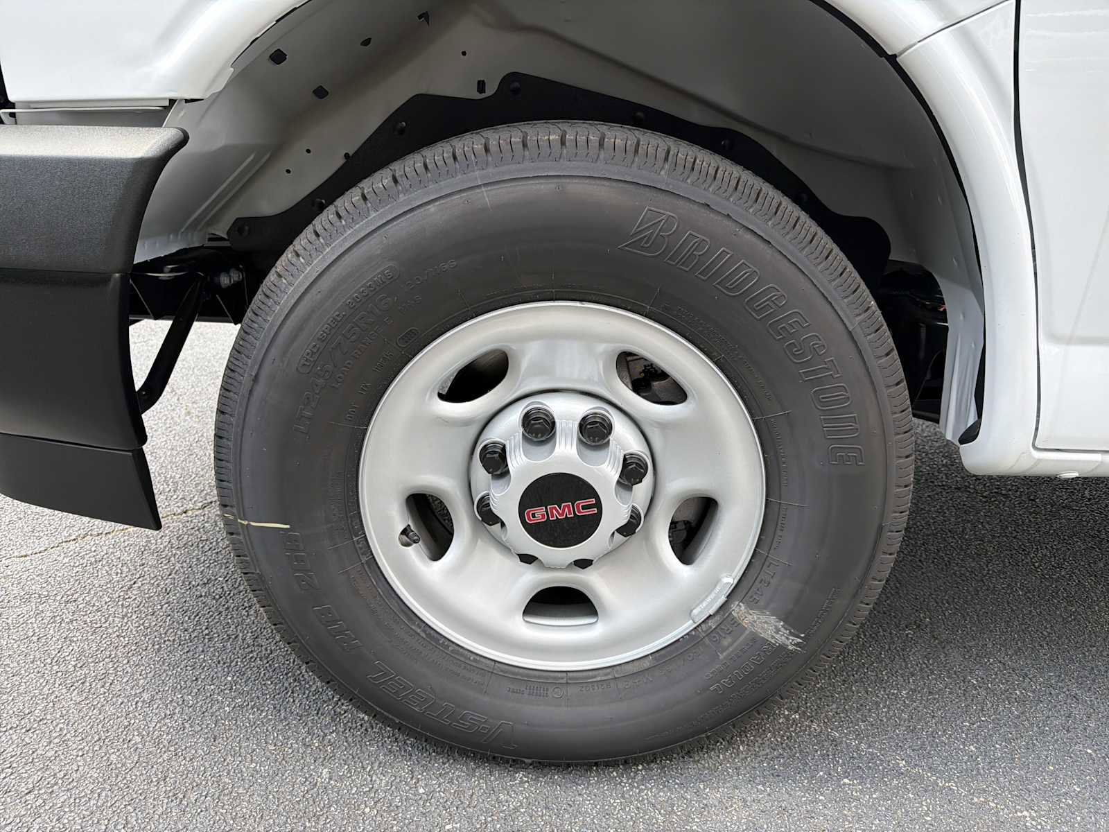 New 2025 GMC Savana 2500 w/ Driver Convenience Package image 10