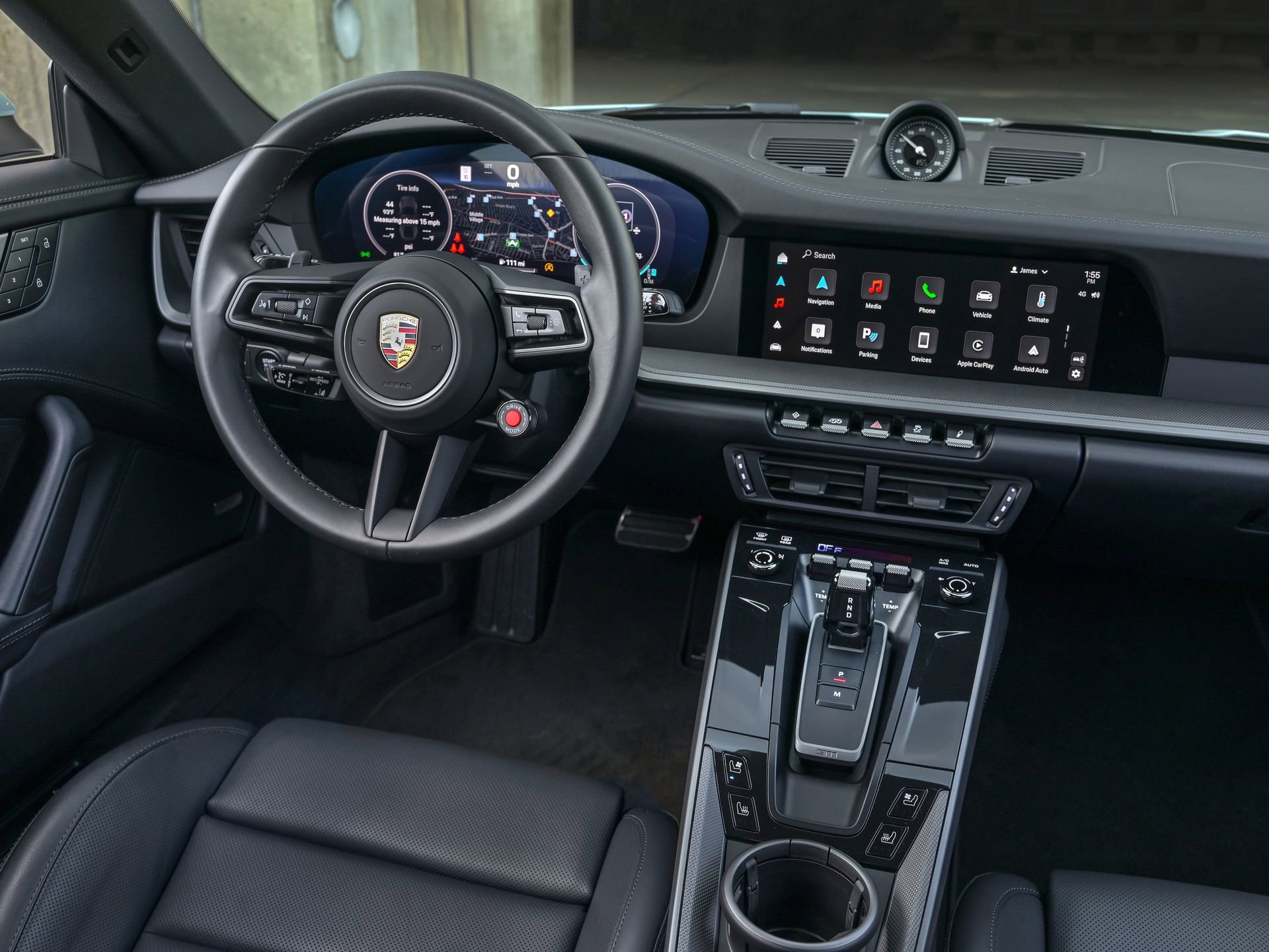 Used 2025 Porsche 911 Carrera RWD image 42