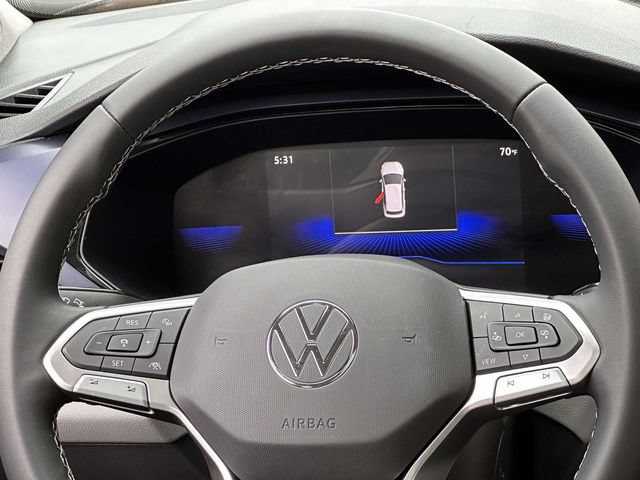 Used 2023 Volkswagen Taos SE w/ Panoramic Sunroof Package AWD/4WD image 23
