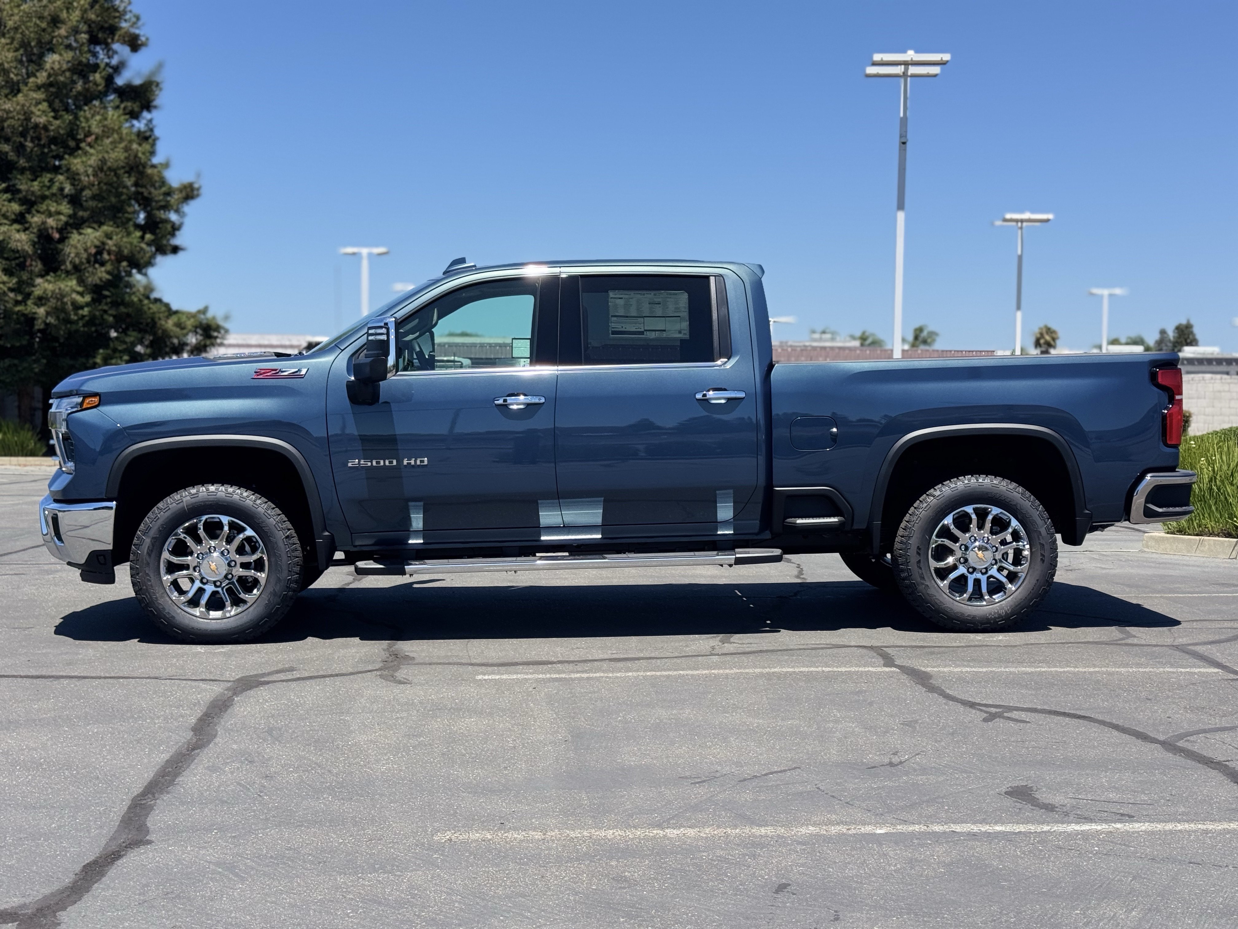 New 2026 Chevrolet Silverado 2500 LTZ w/ LTZ Plus Package AWD/4WD image 4